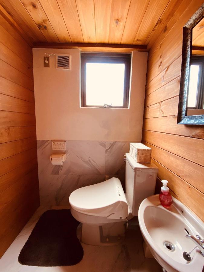 Sea Breeze Villa Onna Eksteriør bilde